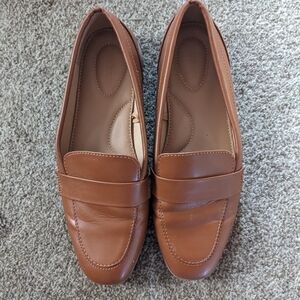 Old Navy | Size 7 | Brown loafers